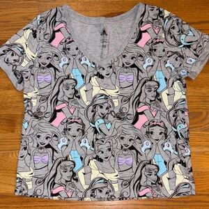 Women’s Disney princess Gray Graphic T-Shirt